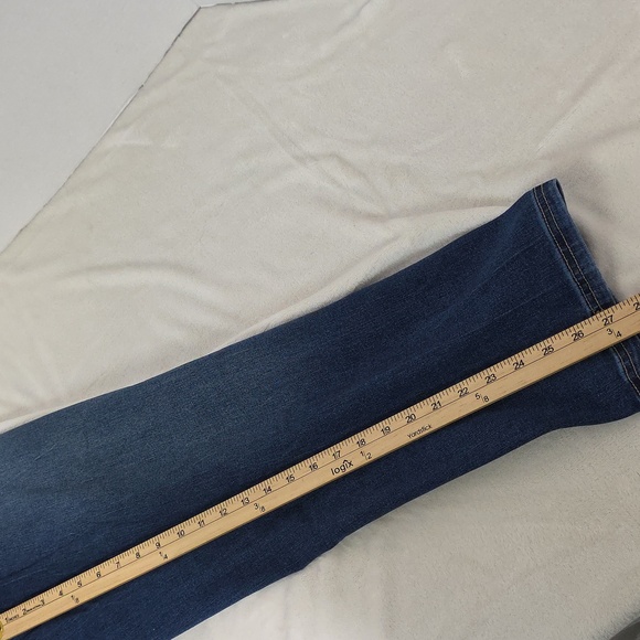 Time & Tru Patchwork Tapered Midrise Blue Denim Jeans - Picture 7 of 10